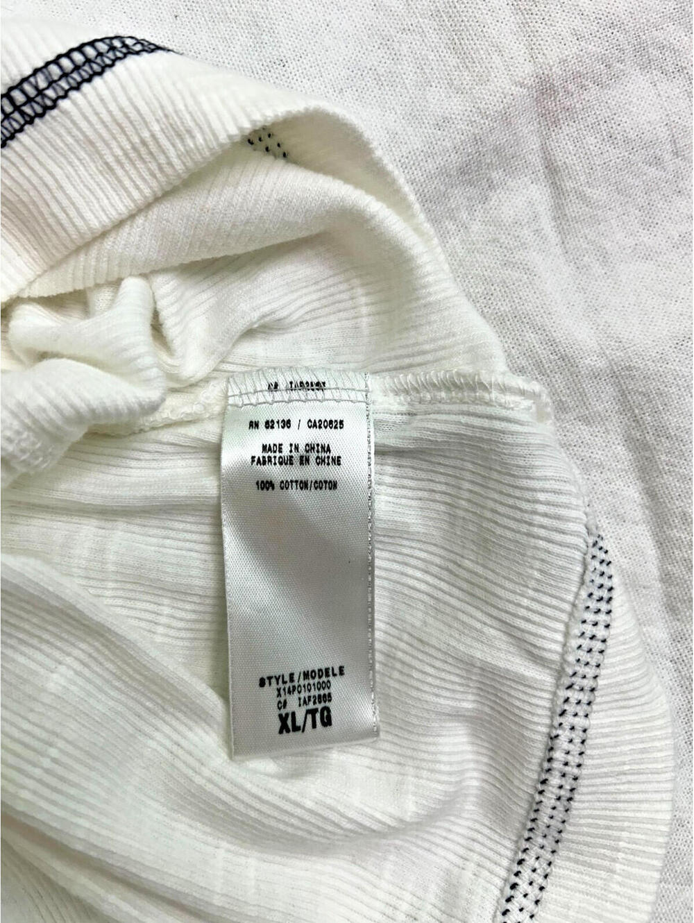 GUESS Unisex Size XL White Long Sleeve Thermal Waffle Knit Pullover Shirt LA VTG - Picture 6 of 7